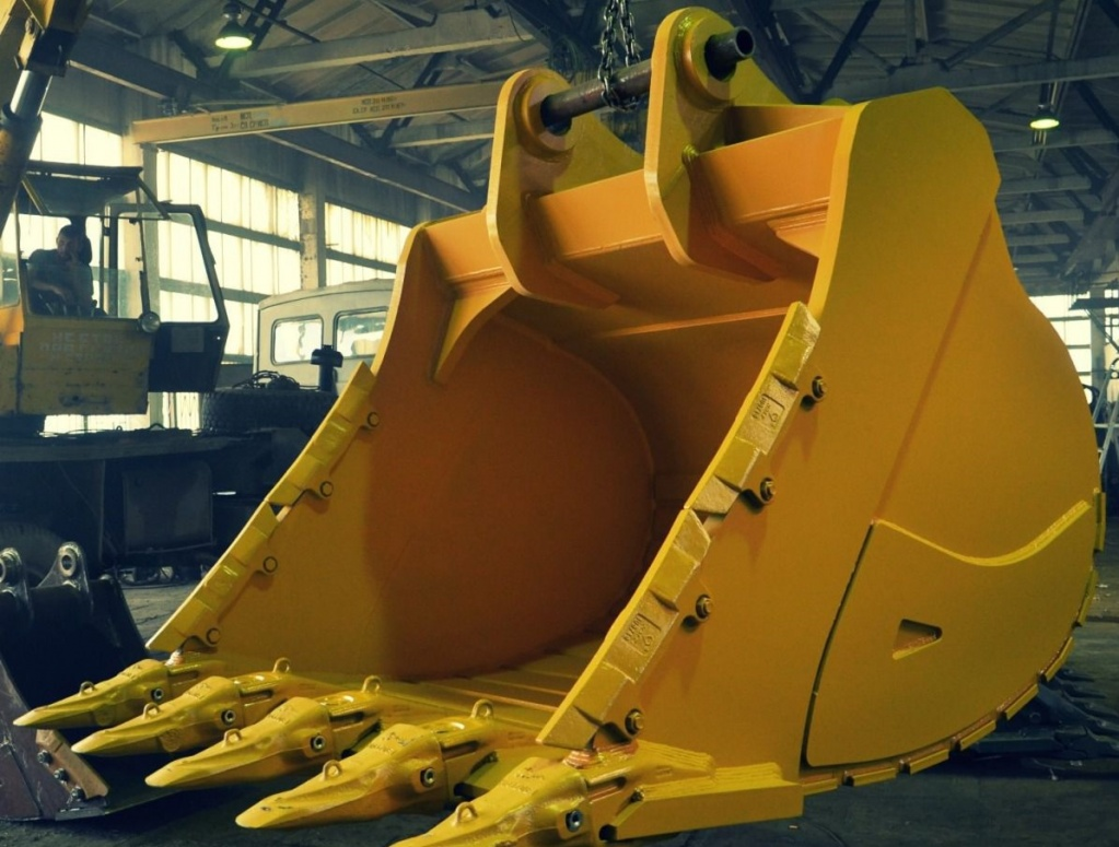 Запчасти для карьерной техники